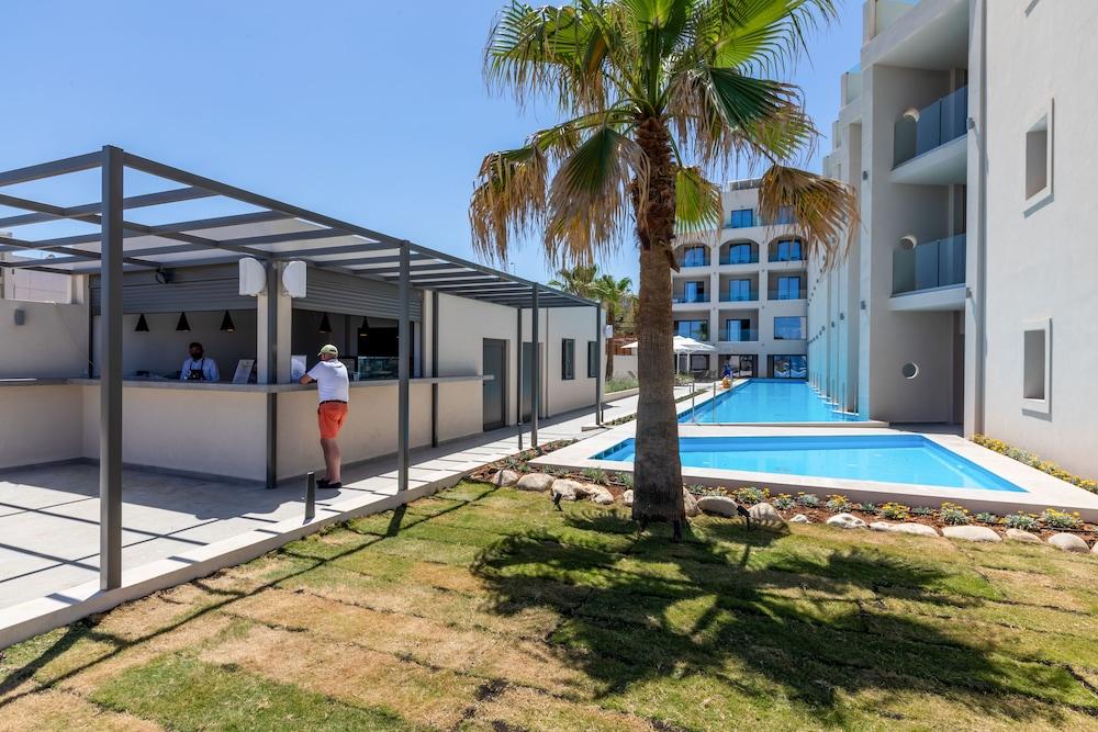 Agelia Beach Hotel Sfáka Eksteriør billede