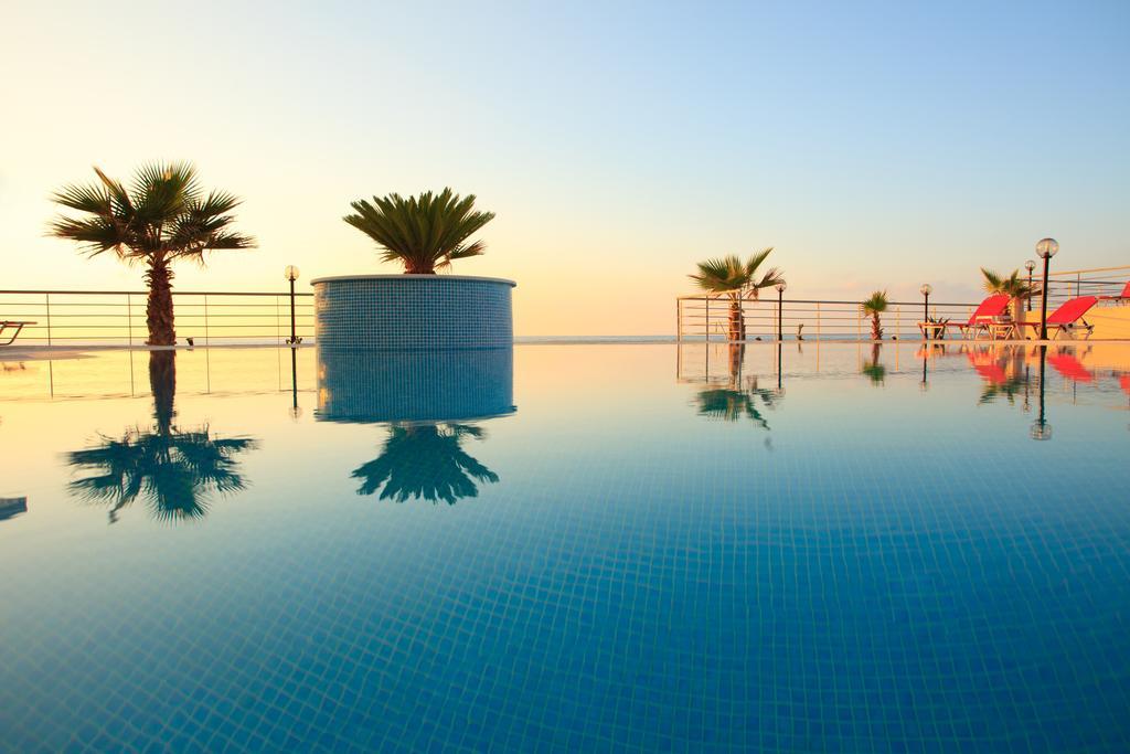 Agelia Beach Hotel Sfáka Eksteriør billede