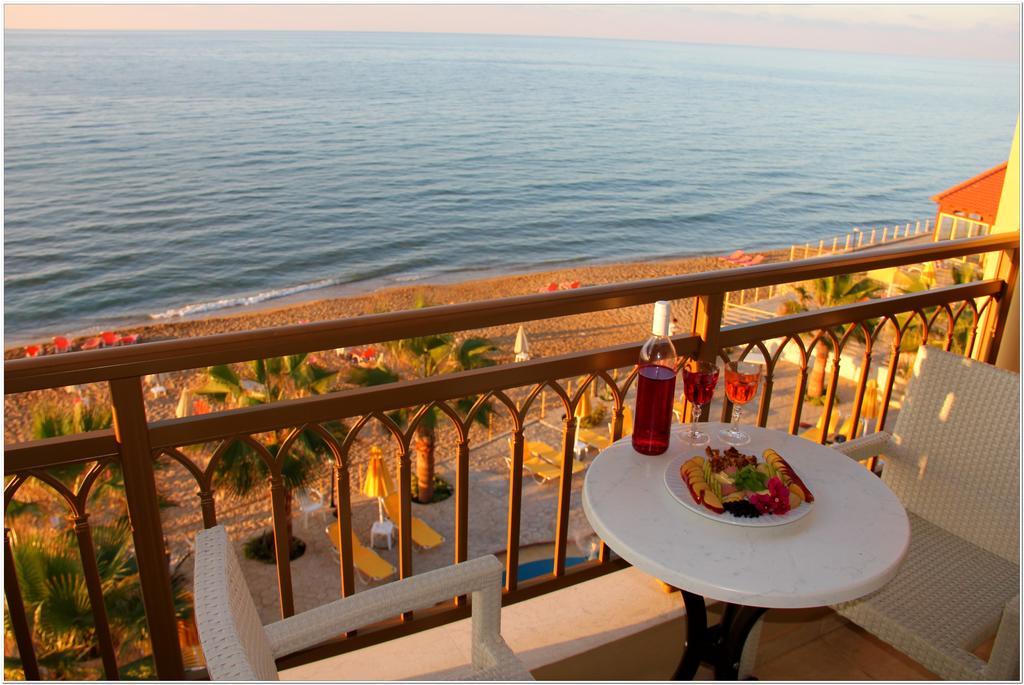 Agelia Beach Hotel Sfáka Eksteriør billede