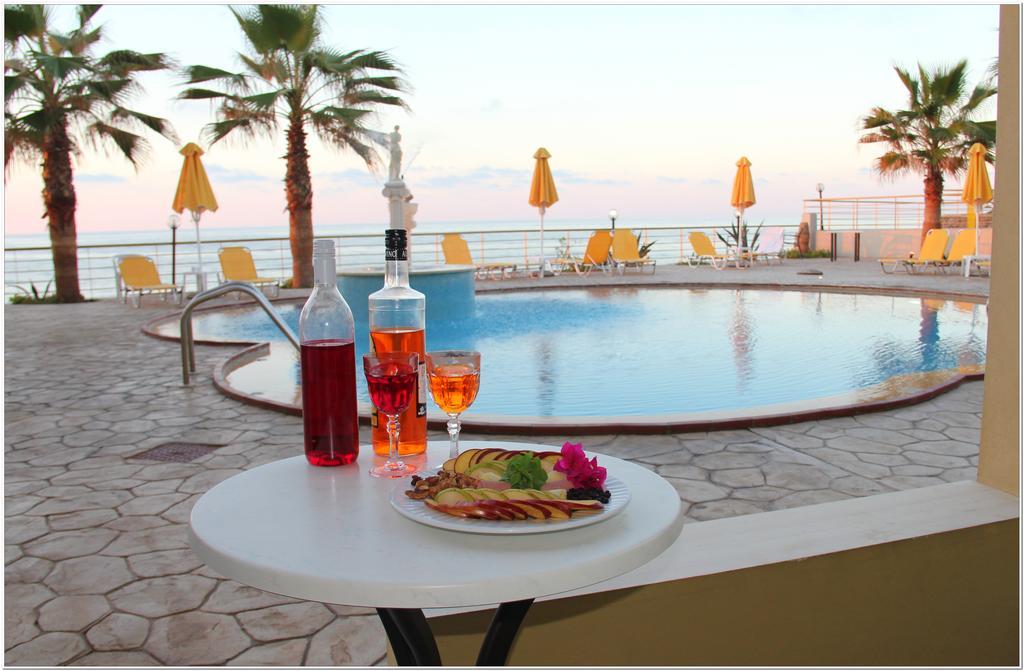 Agelia Beach Hotel Sfáka Eksteriør billede